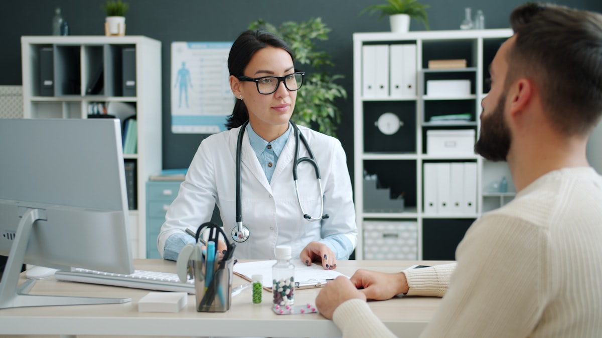 Candidato realizando exame médico admissional do concurso