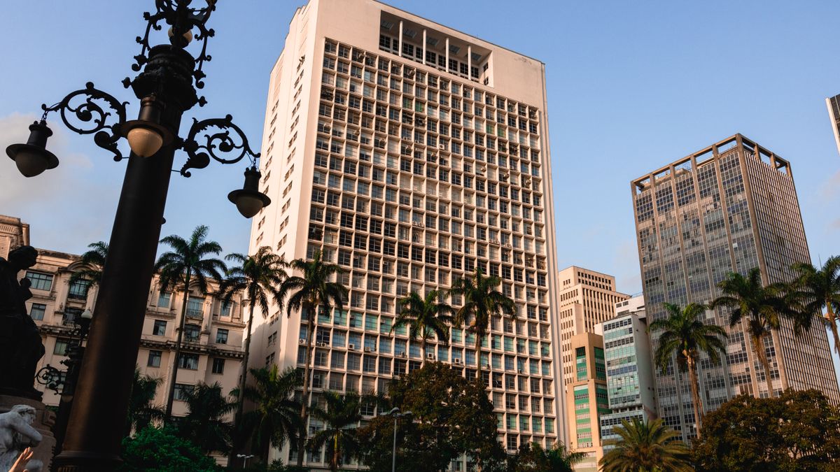 Fachada do Fórum da Barra, referência de justiça trabalhista local