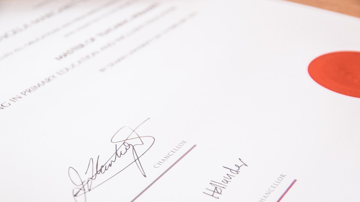 Revisão de contrato imobiliário e matrícula de imóvel no Rio de Janeiro