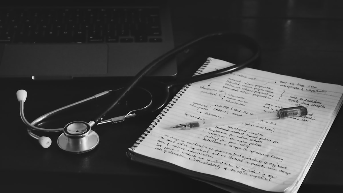 Documentos essenciais para comprovar que plano deve reembolsar atendimento médico
