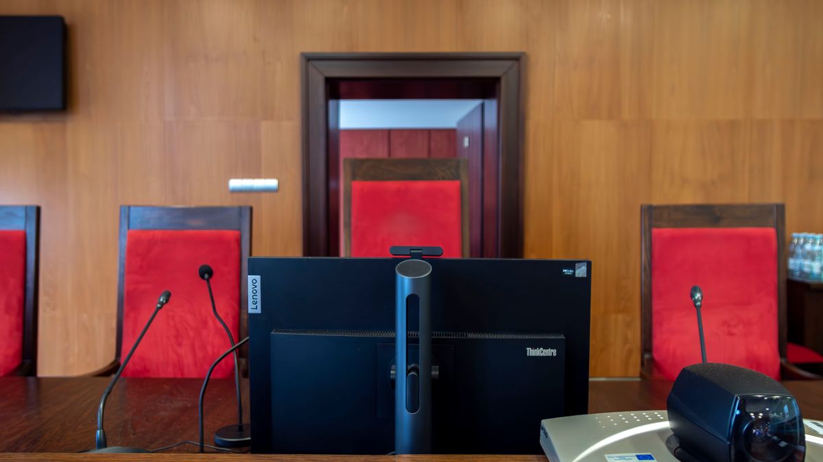 Colegiado participa de sessão telepresencial usando videoconferência segura